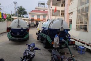 Hút hầm cầu Dĩ An giá rẻ chỉ từ 200K - Bảo hành miễn phí 60 tháng 1 hút hầm cầu dĩ an