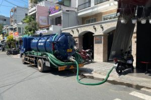 Hút hầm cầu Dĩ An giá rẻ chỉ từ 200K - Bảo hành miễn phí 60 tháng 2 hút hầm cầu dĩ an
